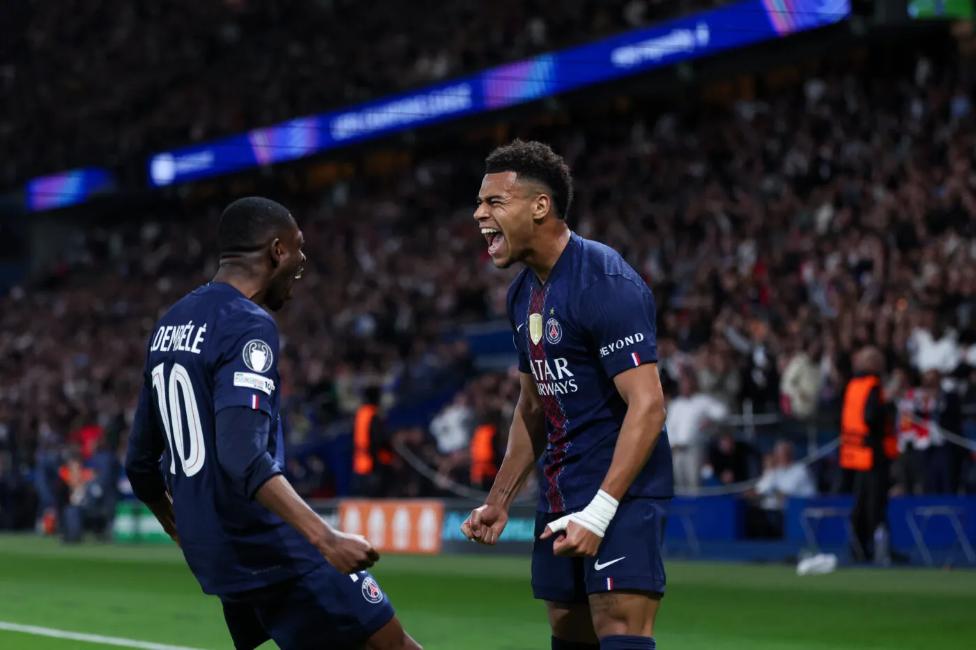 Le PSG fait la leçon à Liverpool et entrevoit les demies