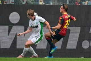 Quand Ellertsson et Berardi confondent boxe et football à la mi-temps d'un match