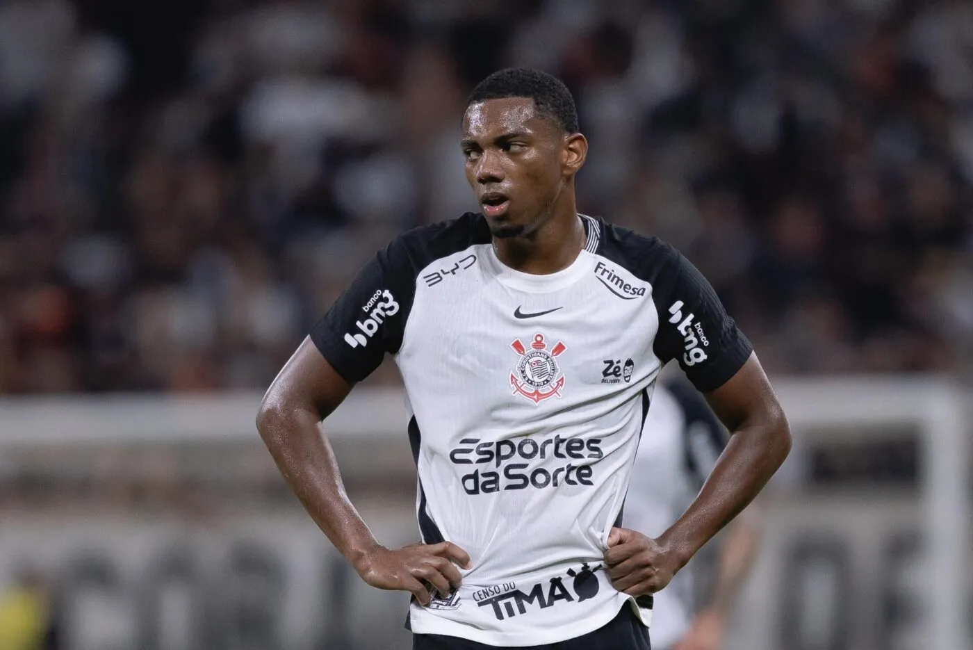 Un joueur du Corinthians exclu pour s’être tenu le sexe