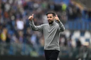 Fàbregas élu entraîneur de l'année en Italie