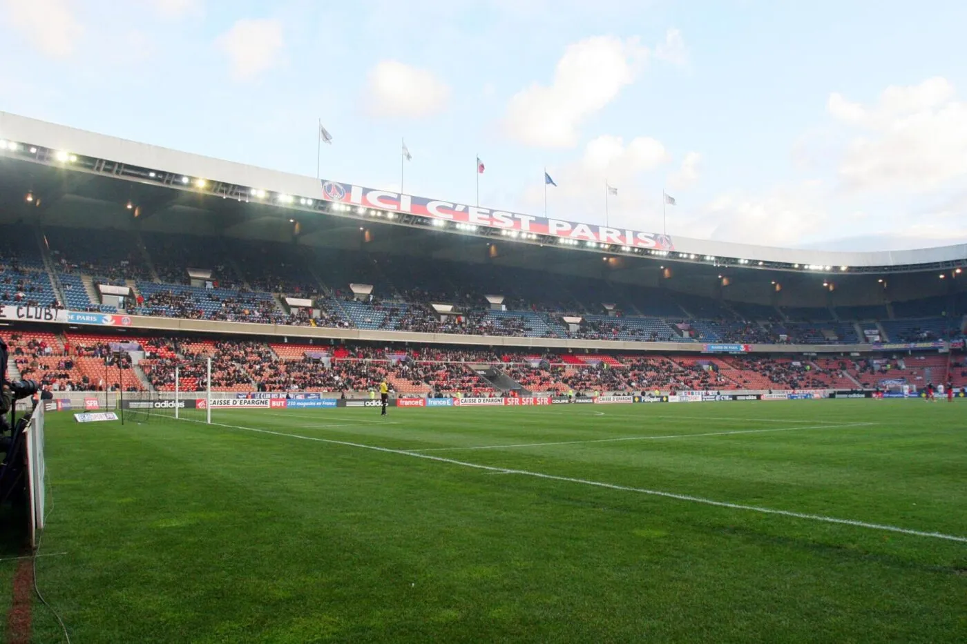 L’OL devra faire sans ses supporters à Paris