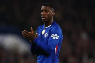 Chelsea prolonge un de ses hommes forts