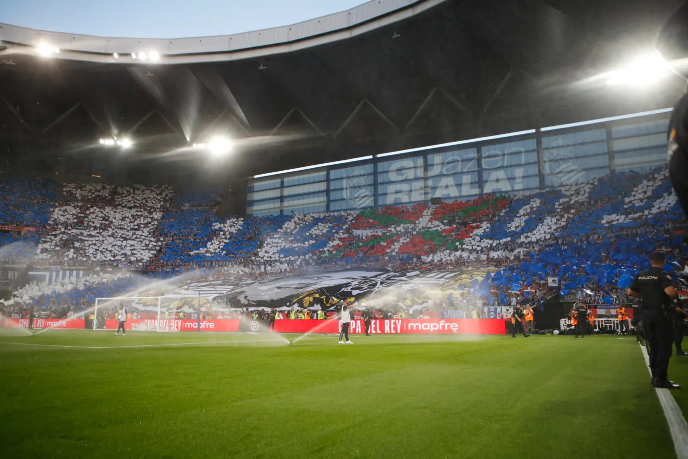 La Real Sociedad rend hommage à un supporter décédé