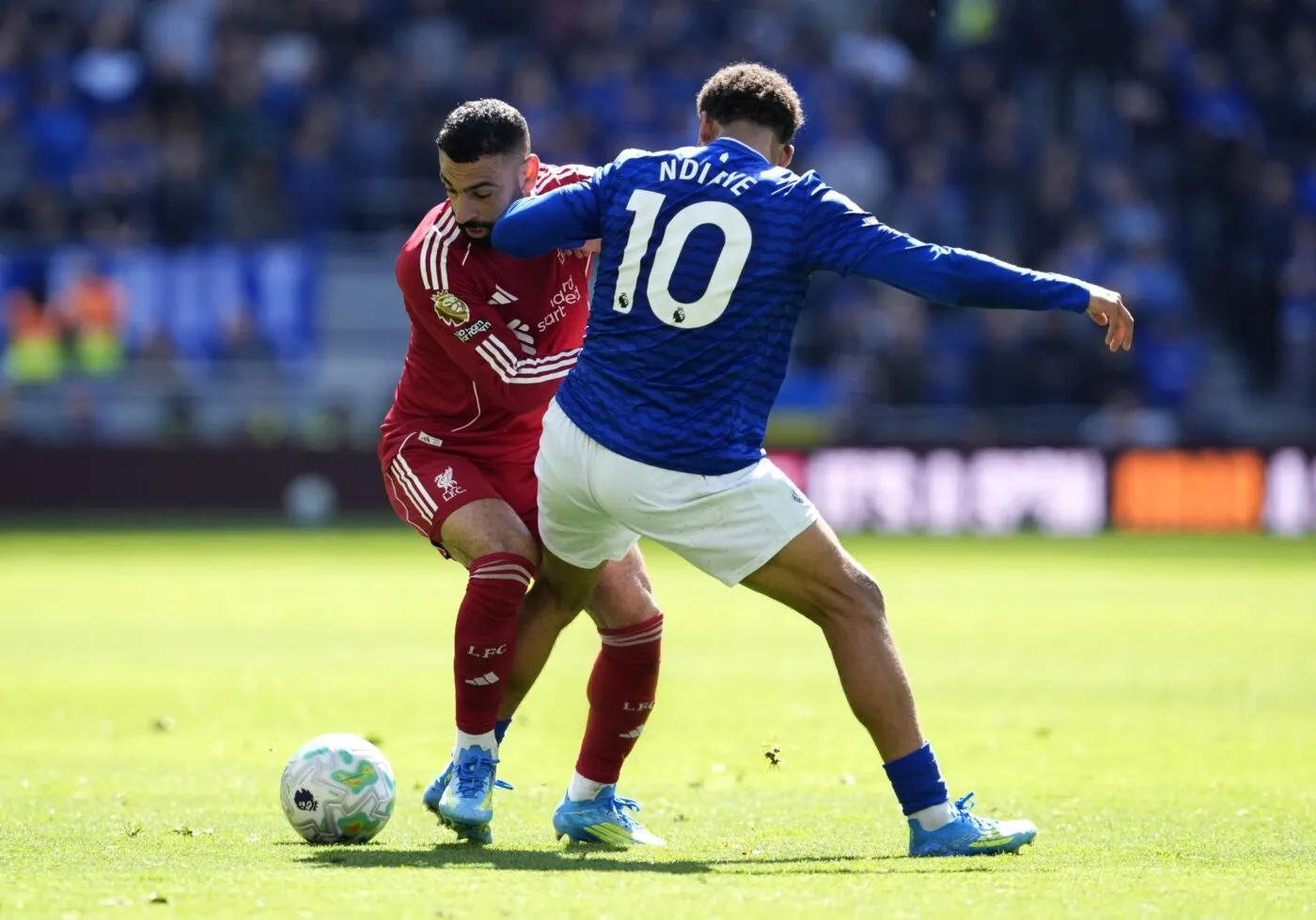 Liverpool arrache la victoire dans le derby, Aston Villa se rapproche de la Ligue des champions