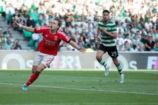 Benfica remporte le derby de Lisbonne et double le Sporting
