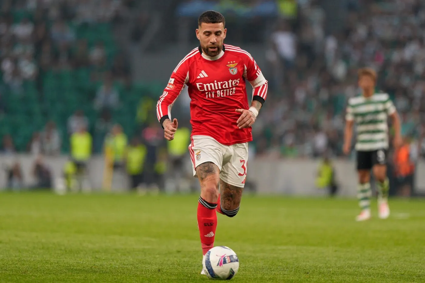 En Europe, il reste deux clubs invaincus dans leurs championnats