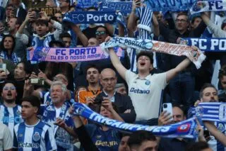 Inédit : les supporters du FC Porto fêtent la victoire de Benfica