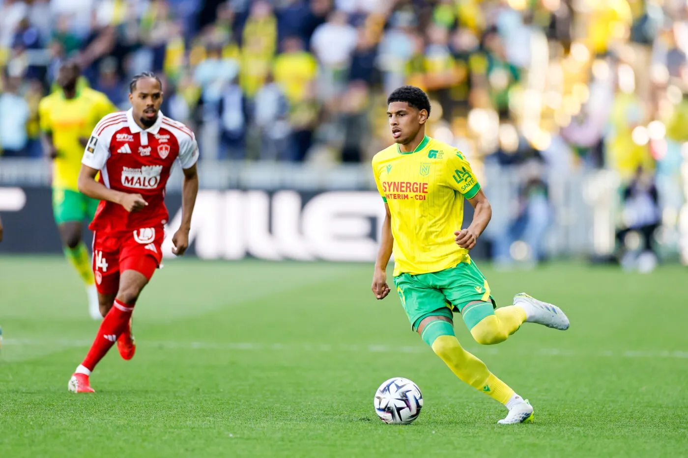 L’arbitre de Nantes-Brest demande l’annulation d’un carton rouge