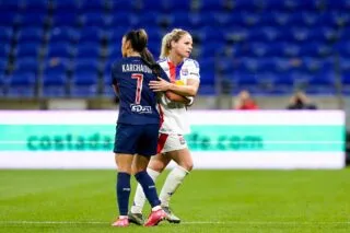 Eugénie Le Sommer apporte son soutien à la section féminine de Dijon