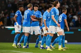 Naples corrige Cremonese et retarde le sacre de l'Inter