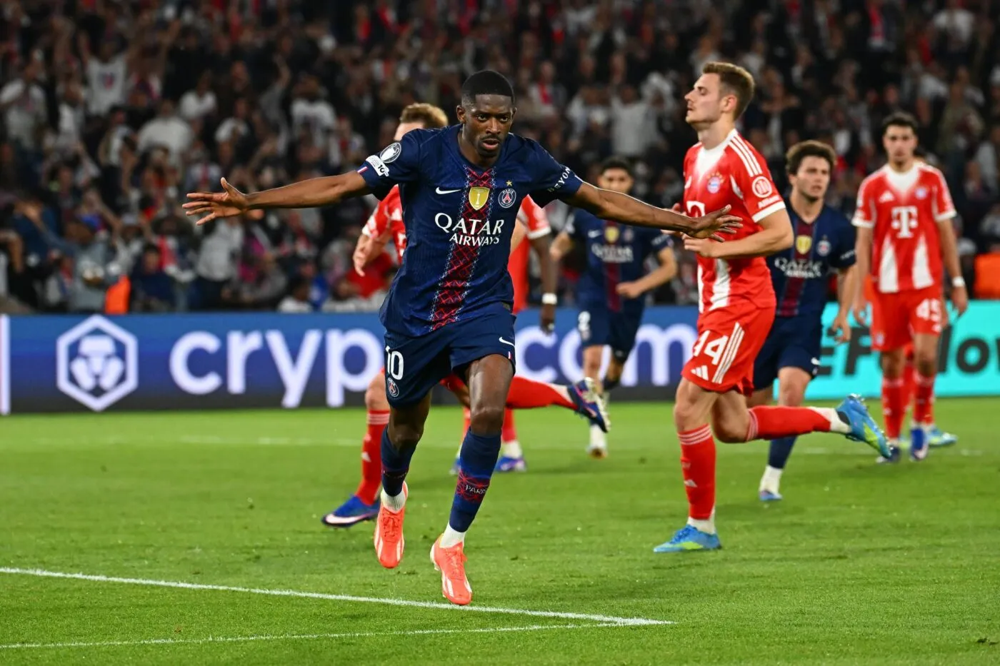 Le PSG mène face au Bayern après une folle première période !