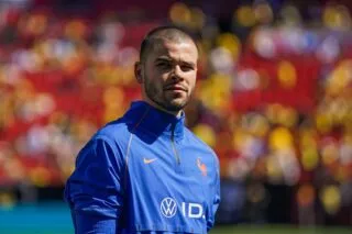 Équipe de France : Lucas Chevalier (Paris Saint-Germain) blessé et peut-être forfait pour la Coupe du monde