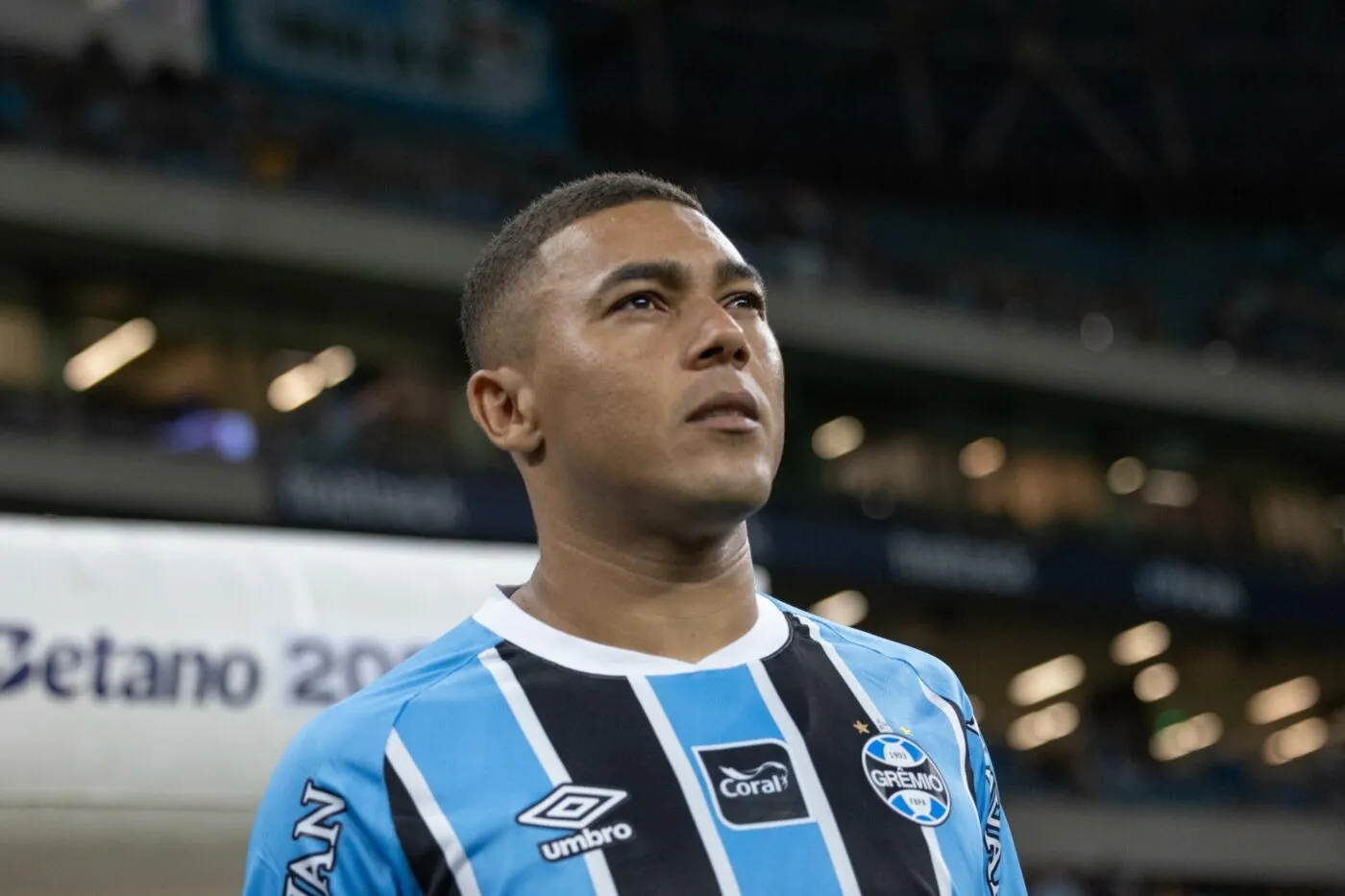 Vinícius rate trois penaltys en six minutes