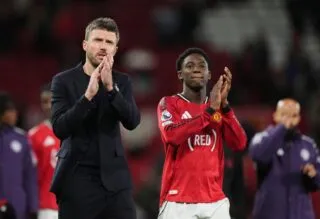 Manchester United prolonge un joueur grâce à Michael Carrick