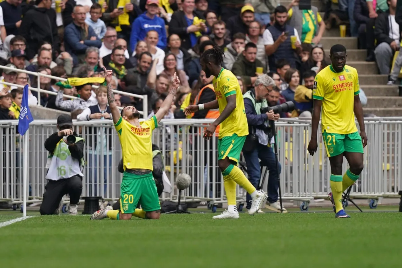 Nantes humilie Marseille et se relance dans la course aux barrages