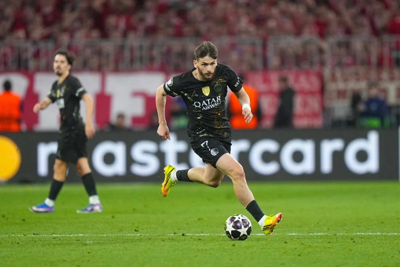 Kvaratskhelia établit un nouveau record en Ligue des champions