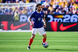 Et si Zaïre-Emery était le latéral droit des Bleus à la Coupe du monde ?