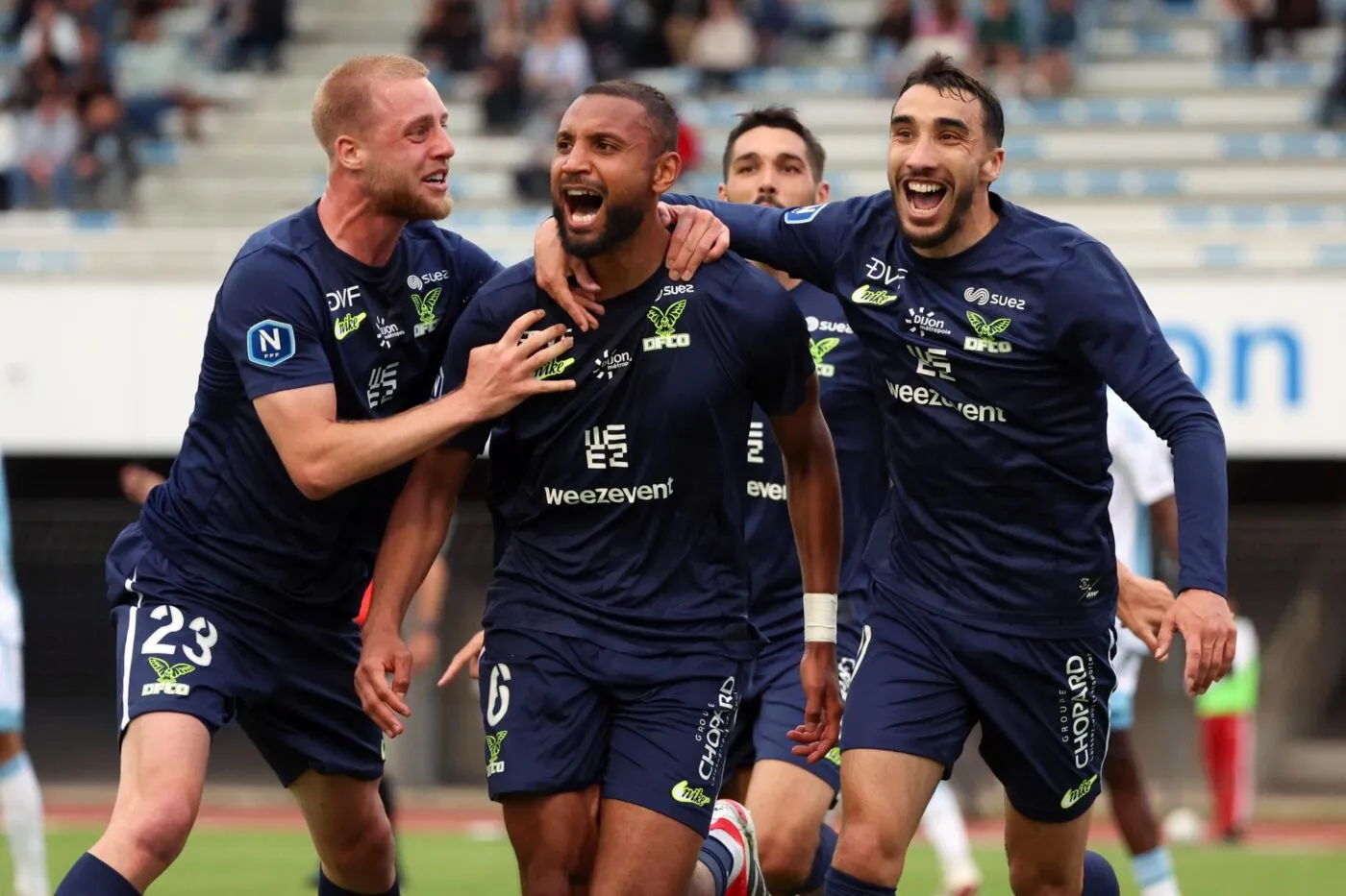 Dijon retrouve la Ligue 2, Saint-Brieuc le National 2