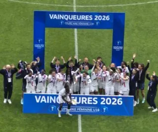 Le Paris Saint-Germain féminin remporte la première Coupe Nike U18