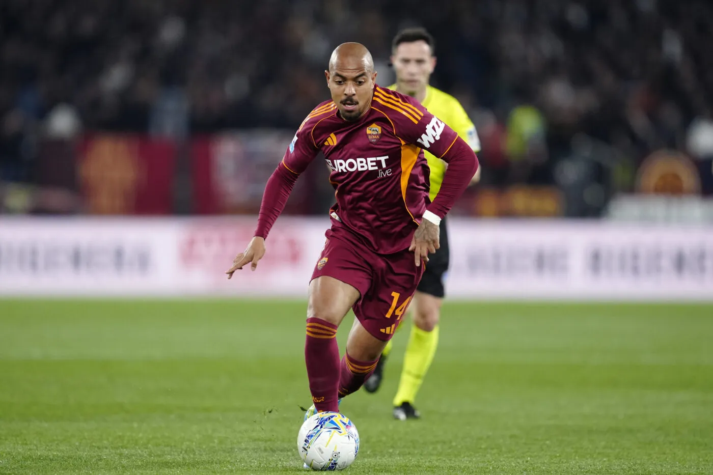Rome conserve son rêve de Ligue des champions intact dans la folie de Parme
