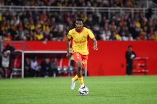 Mamadou Sangaré succède à Achraf Hakimi