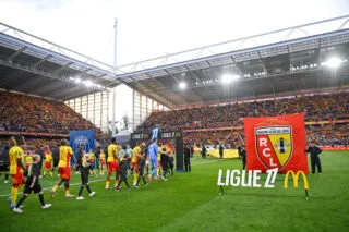 « Le Qatar tue le foot français » : la colère des supporters de Lens face au PSG