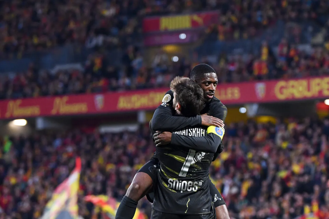 Le PSG coiffe sa couronne de champion de France à Lens