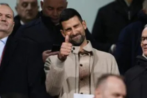 Novak Djokovic félicite les joueurs du Mans (en français) pour leur montée en Ligue 1