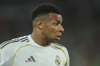 Un Real Madrid démotivé et un Mbappé sifflé font le minimum contre Oviedo