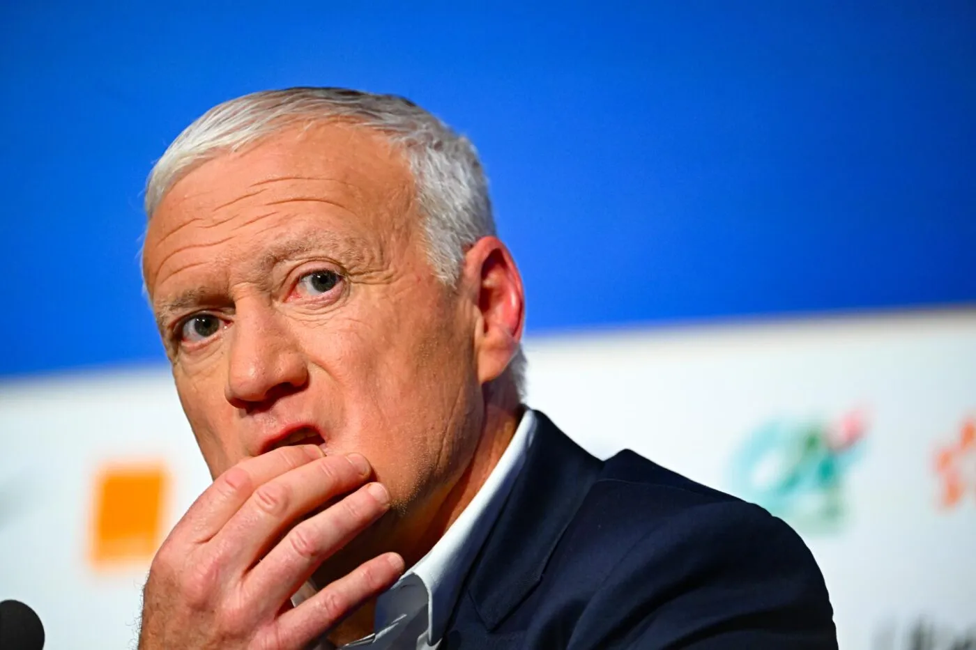 Didier Deschamps et les téléphones portables dans le vestiaire
