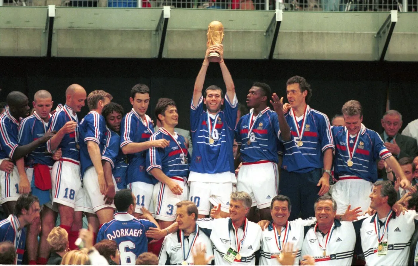 Un trophée de la Coupe du monde 1998 enterré quelque part en France