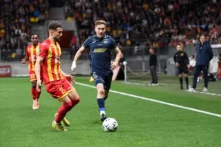 Un ancien joueur lensois craque au moment de fêter la première Coupe de France