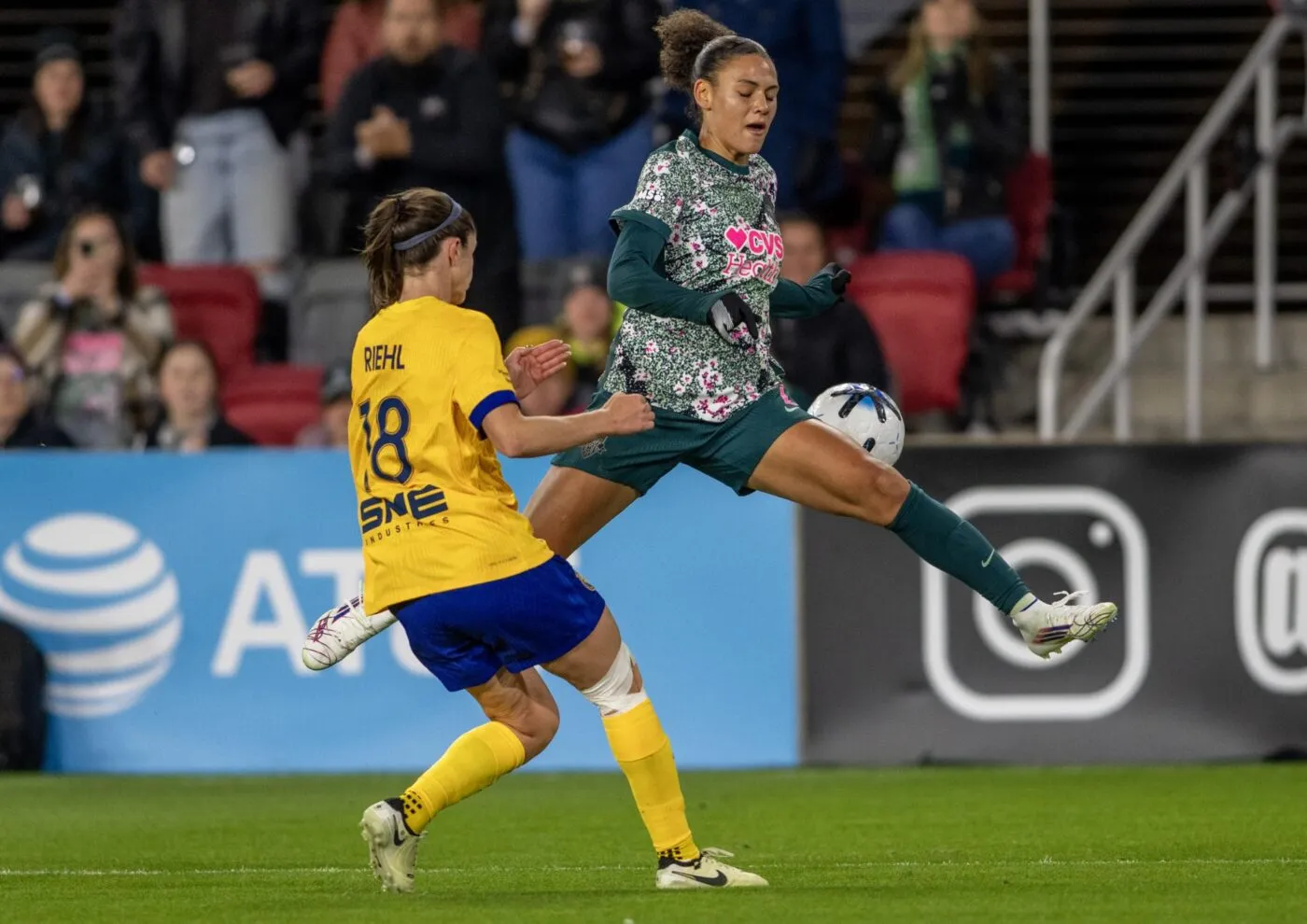 Double défaite pour la galaxie Kang