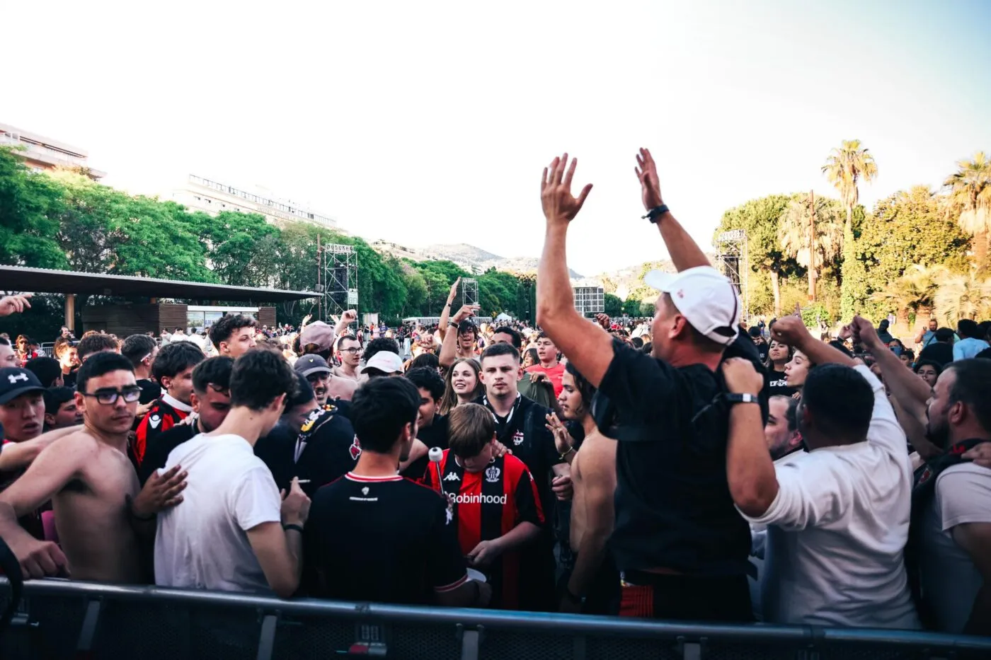 Les supporters niçois interdits de déplacement à... Nice