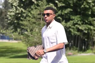 Le boss de Versailles affiche son soutien à Kylian Mbappé sur LinkedIN