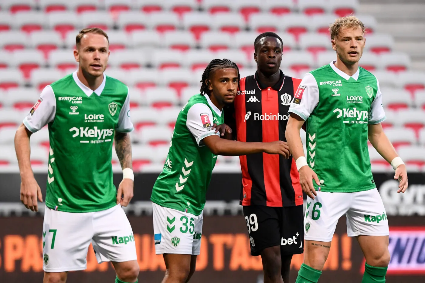 En direct : Nice - Saint-Étienne (0-0)