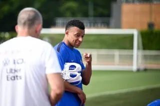 Michel Sardou a apprécié la sortie de Mbappé sur le RN