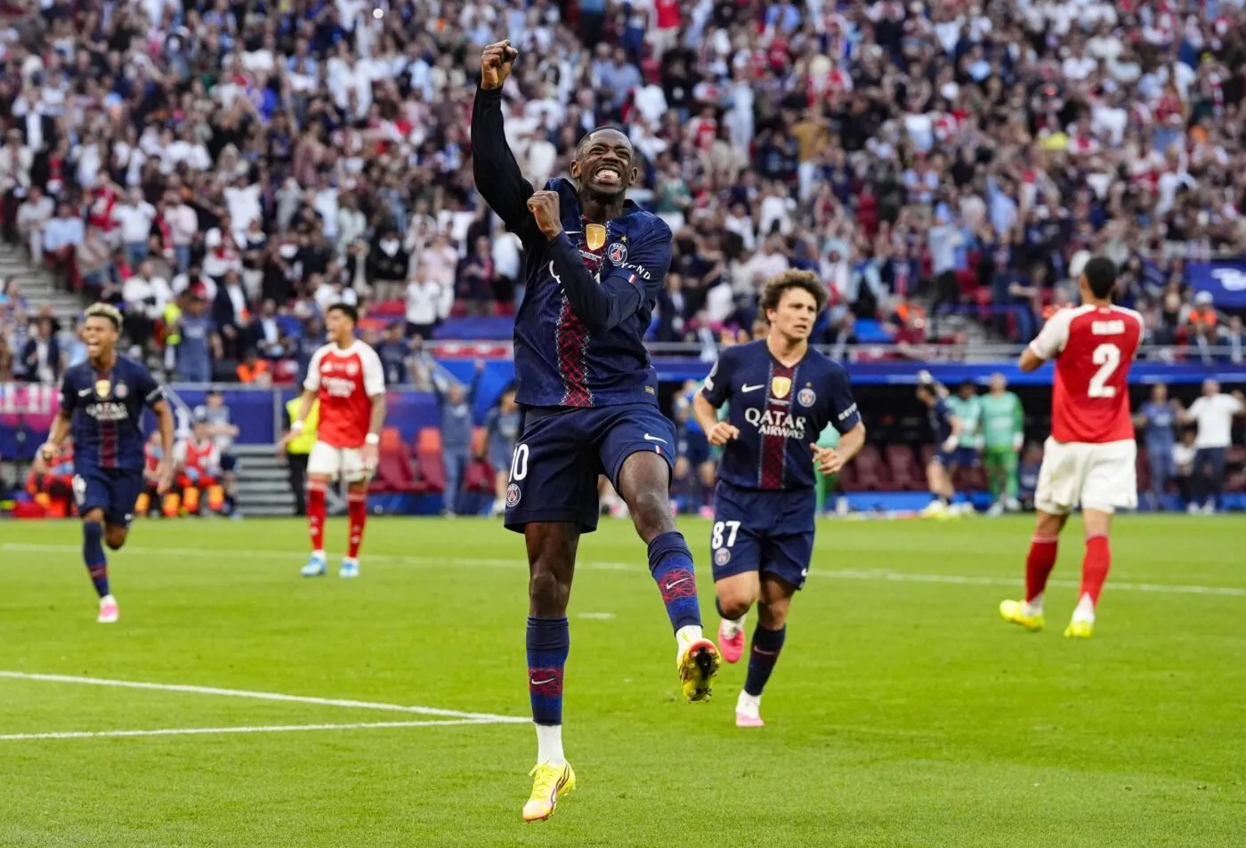 Paris de retour dans la course grâce à Ousmane Dembélé !