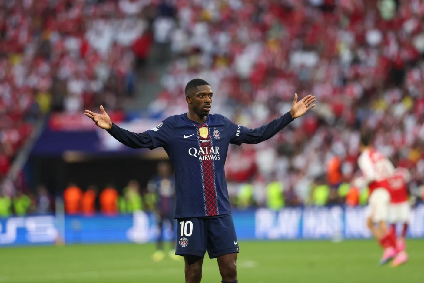 Dembélé sort touché aux ischios avant les Bleus, Paris poussé en prolongation