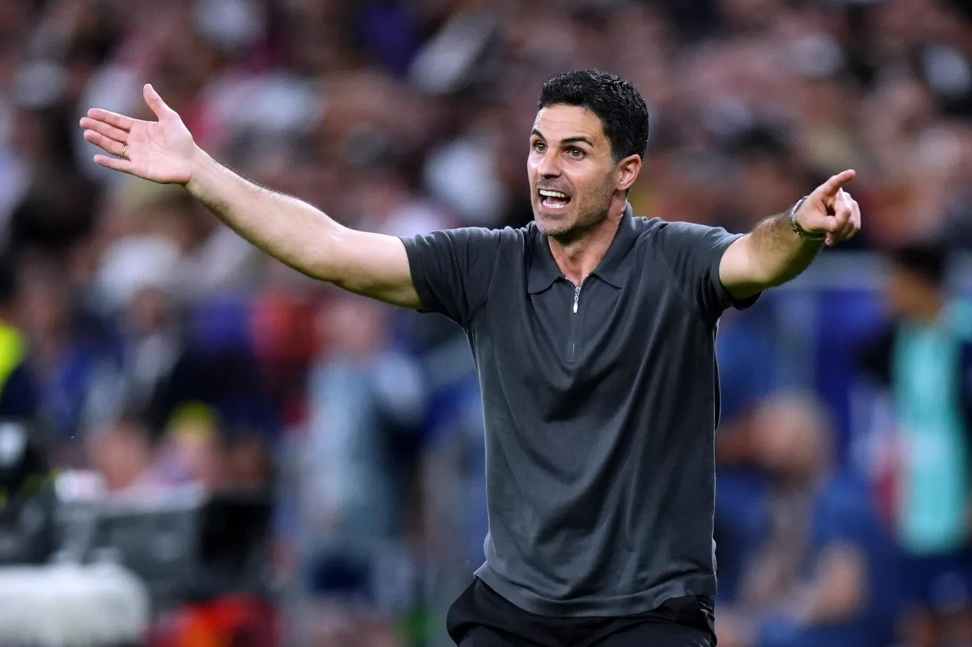 Mikel Arteta fustige l’arbitrage de PSG-Arsenal