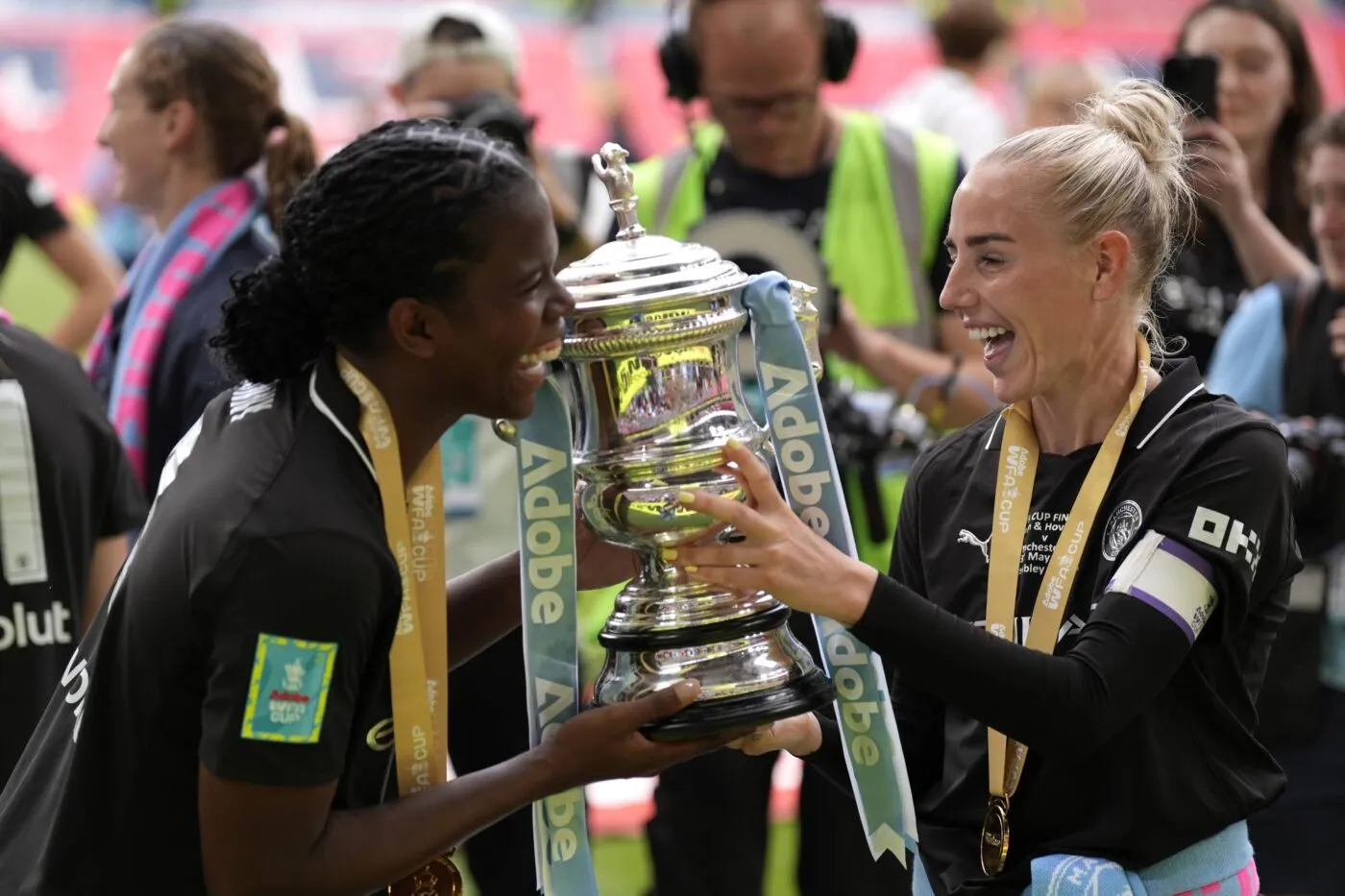 Manchester City s’offre un doublé