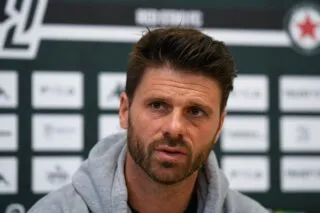 Le Red Star perd son entraîneur