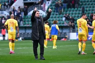 Lens aurait un des meilleurs coachs de Ligue 2 dans le viseur pour remplacer Sage