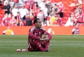 Van Dijk se paye les journalistes