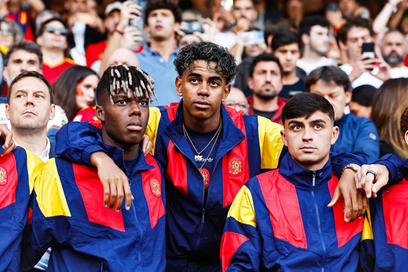 Lamine Yamal et Nico Williams aperçus à l'entraînement de l'Espagne