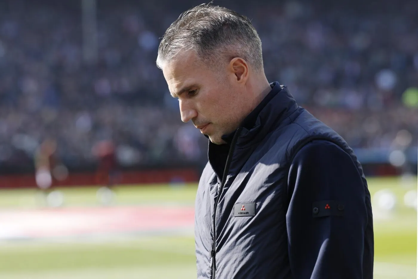 Robin Van Persie prend la porte