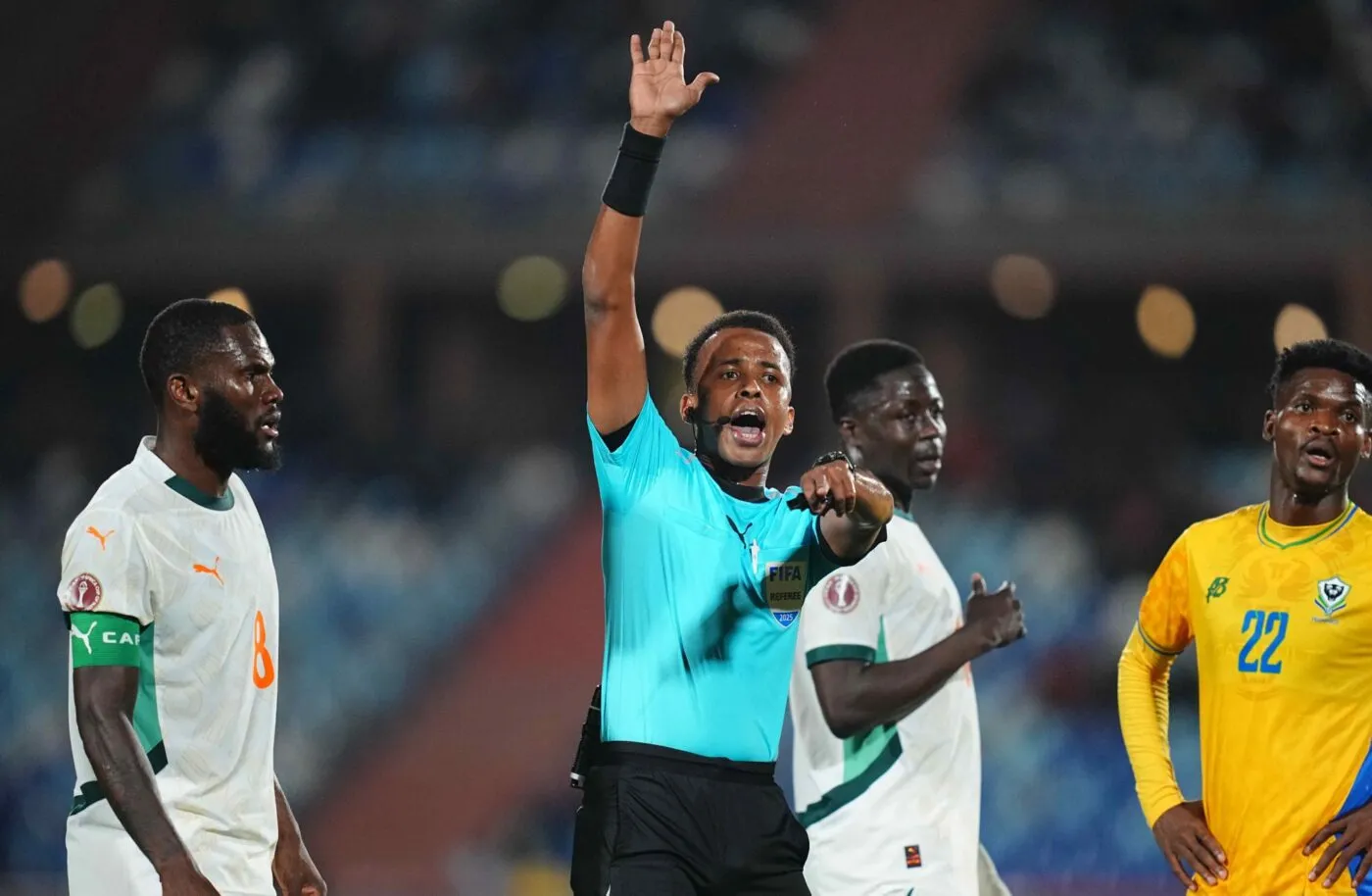 Privé de Coupe du monde, l’arbitre Omar Artan remercie... la FIFA