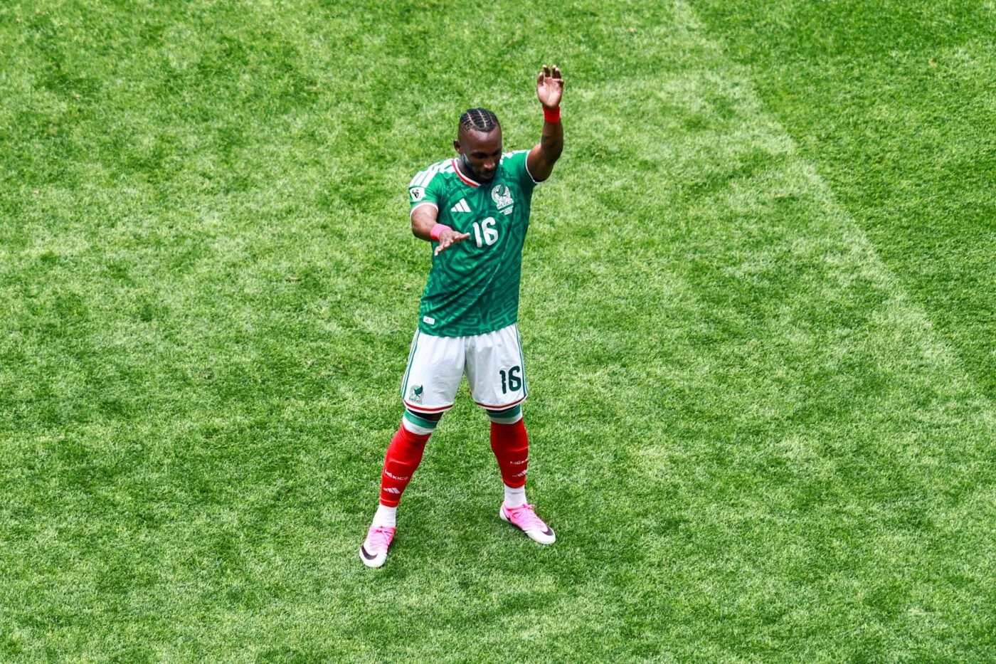 Le but mexicain parmi les plus rapides en ouverture d’une Coupe du monde
