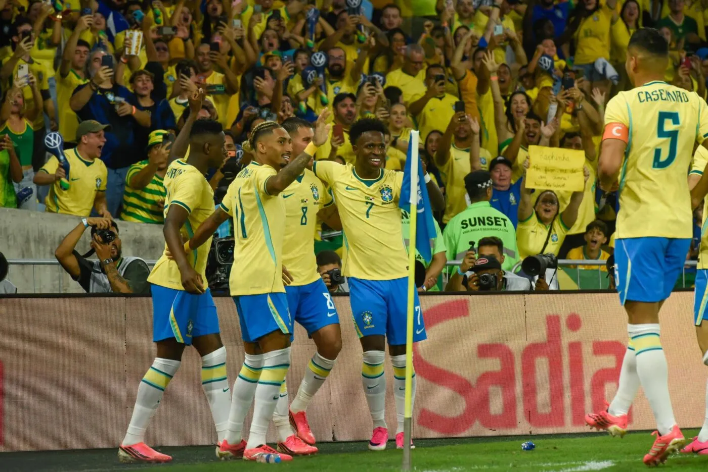 Le Brésil peut voir plus loin que le bout de son Ney