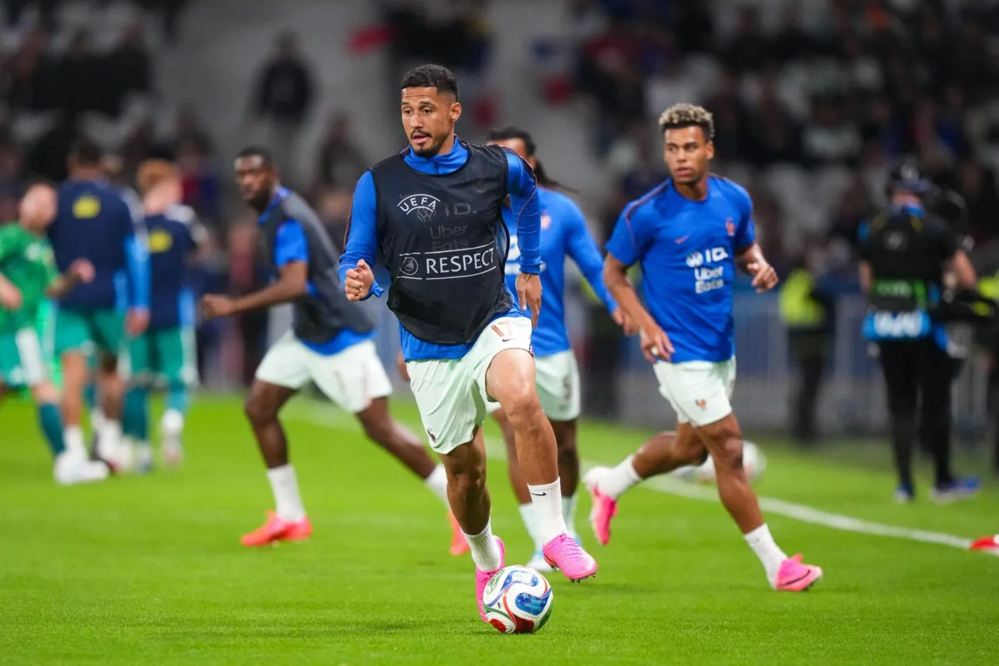 Doué et Saliba d’entrée face au Sénégal ?